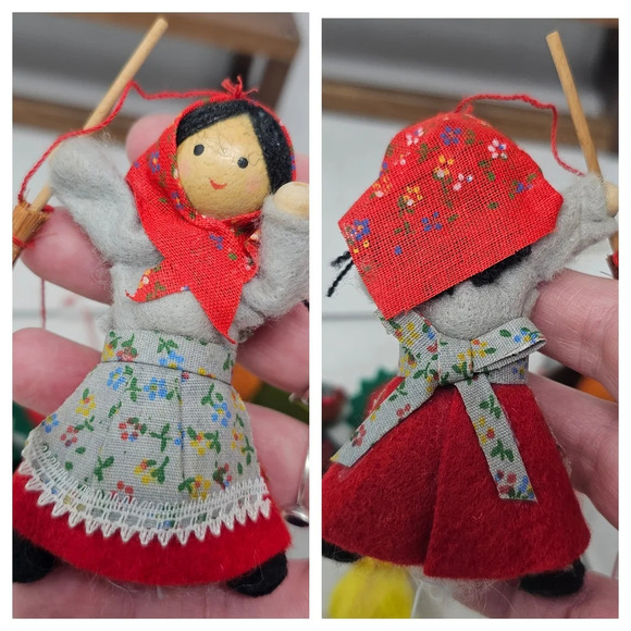 Vintage 1981 Sears Handmade Mobile Christmas Around the World Felt Wood Figures - Picture 11 of 15